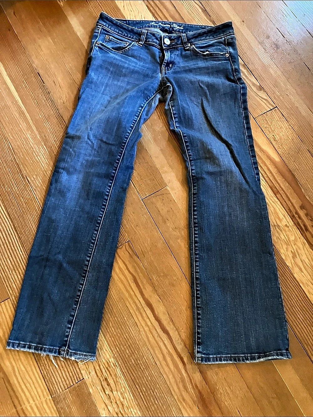 American Eagle  Favorite Boyfriend Boot Cut Jeans in Blue Size 8